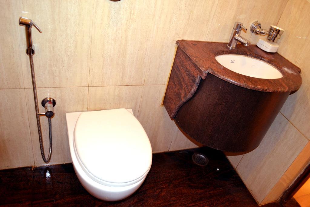Hotel Kusum Bhilai Екстер'єр фото